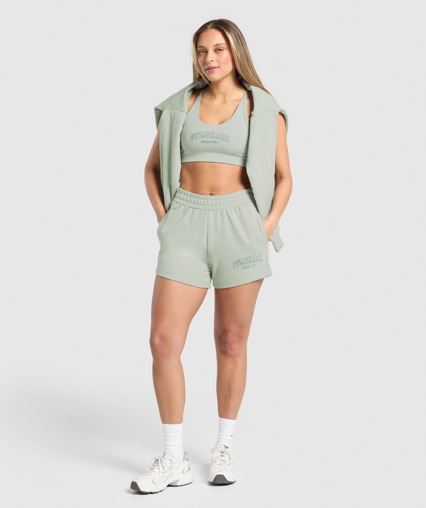 Campus Classics Graphic Sweat Shorts Regular Fit - Image 4