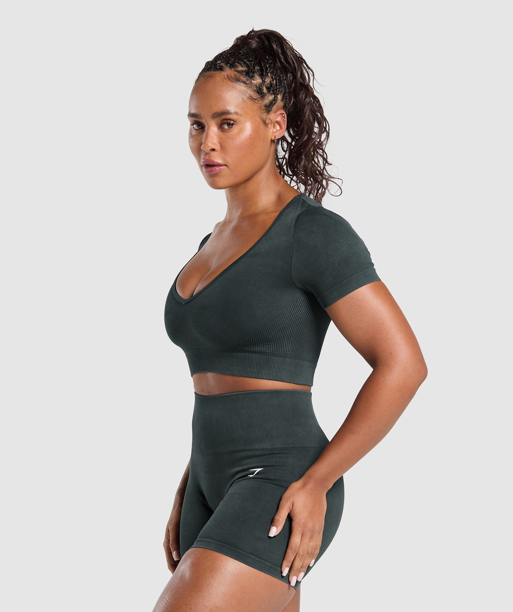 Gains Seamless Washed Crop Top - Image 3