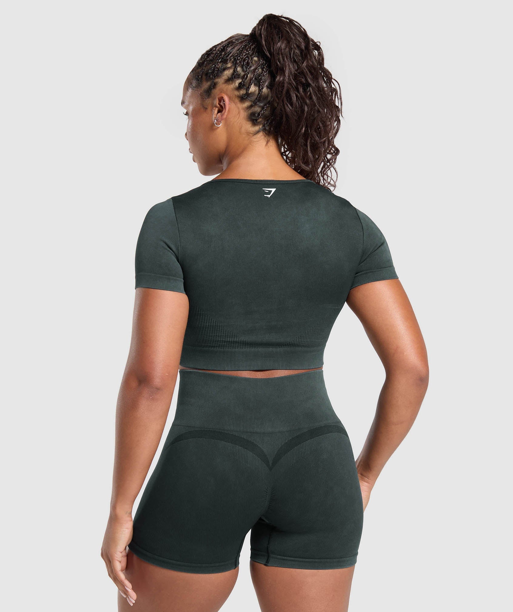 Alternative view of Gains Seamless Washed Crop Top