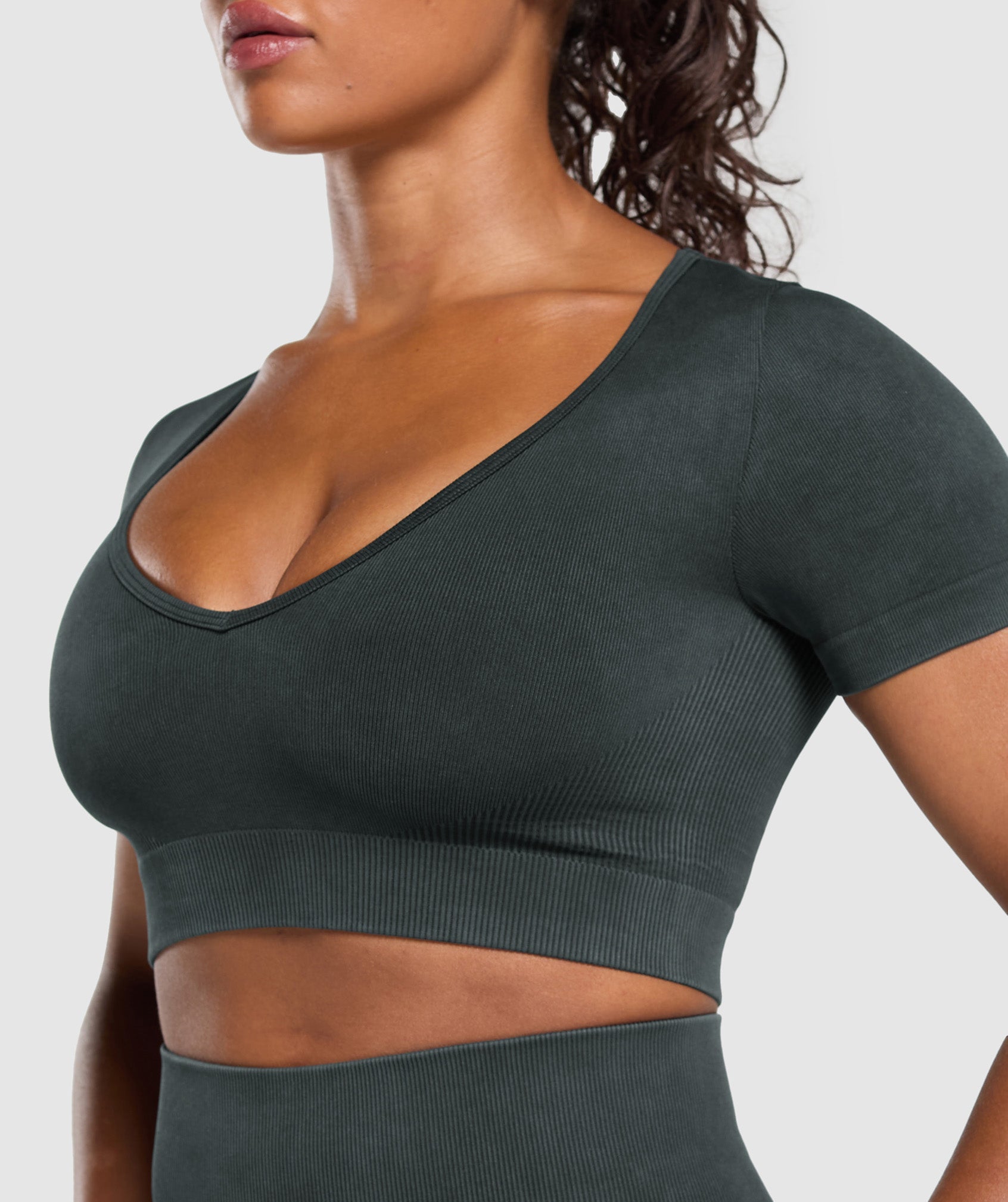 Gains Seamless Washed Crop Top - Image 6