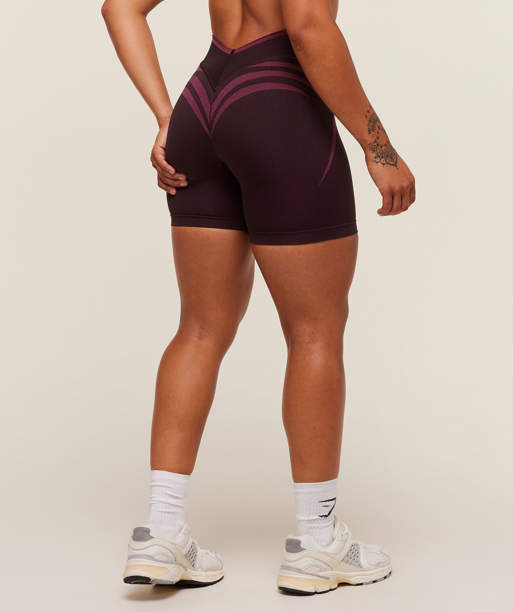 Alternative view of Apex Lift Seamless Shorts