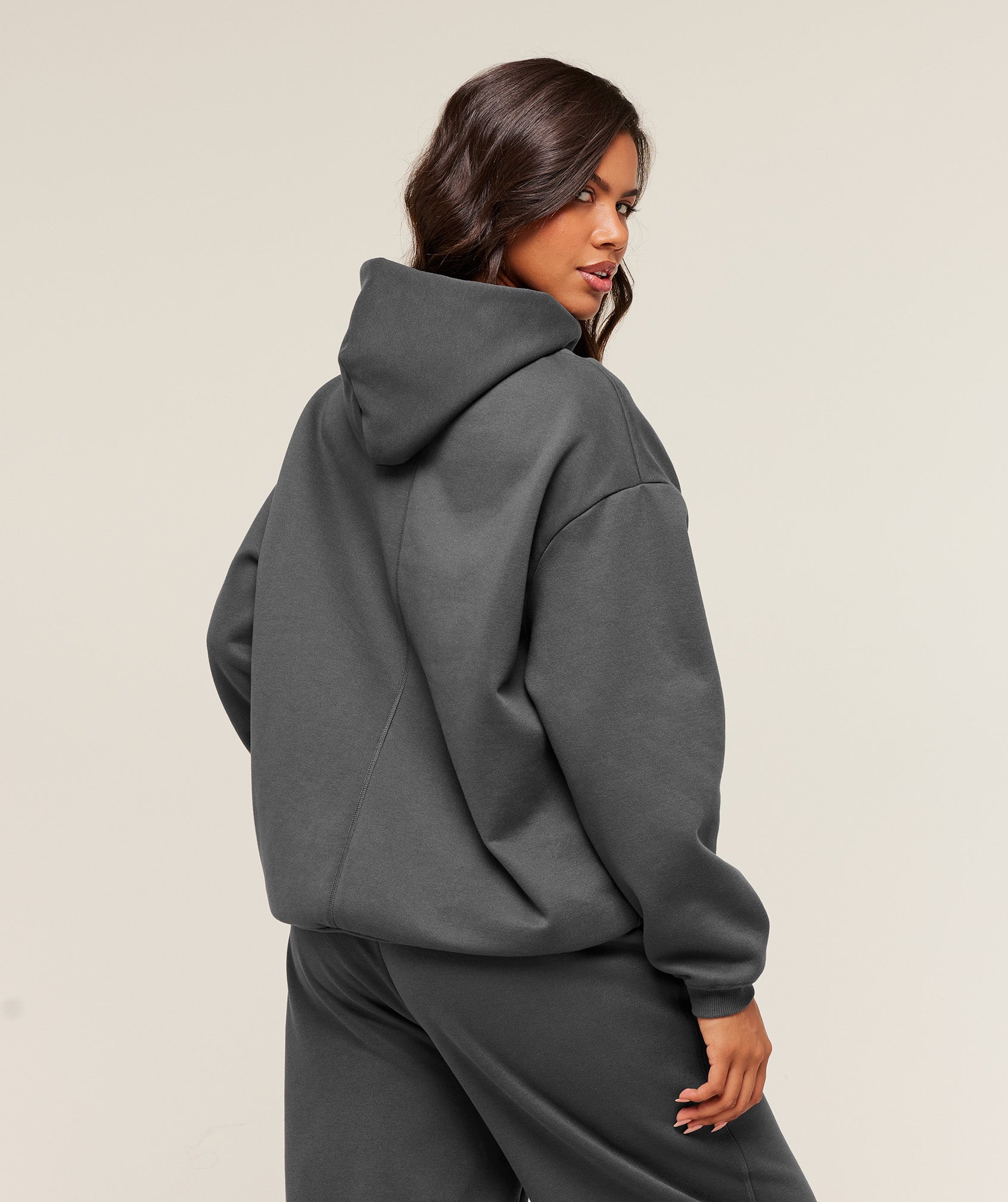 Cosy Luxe Hoodie Oversized Fit - Image 3