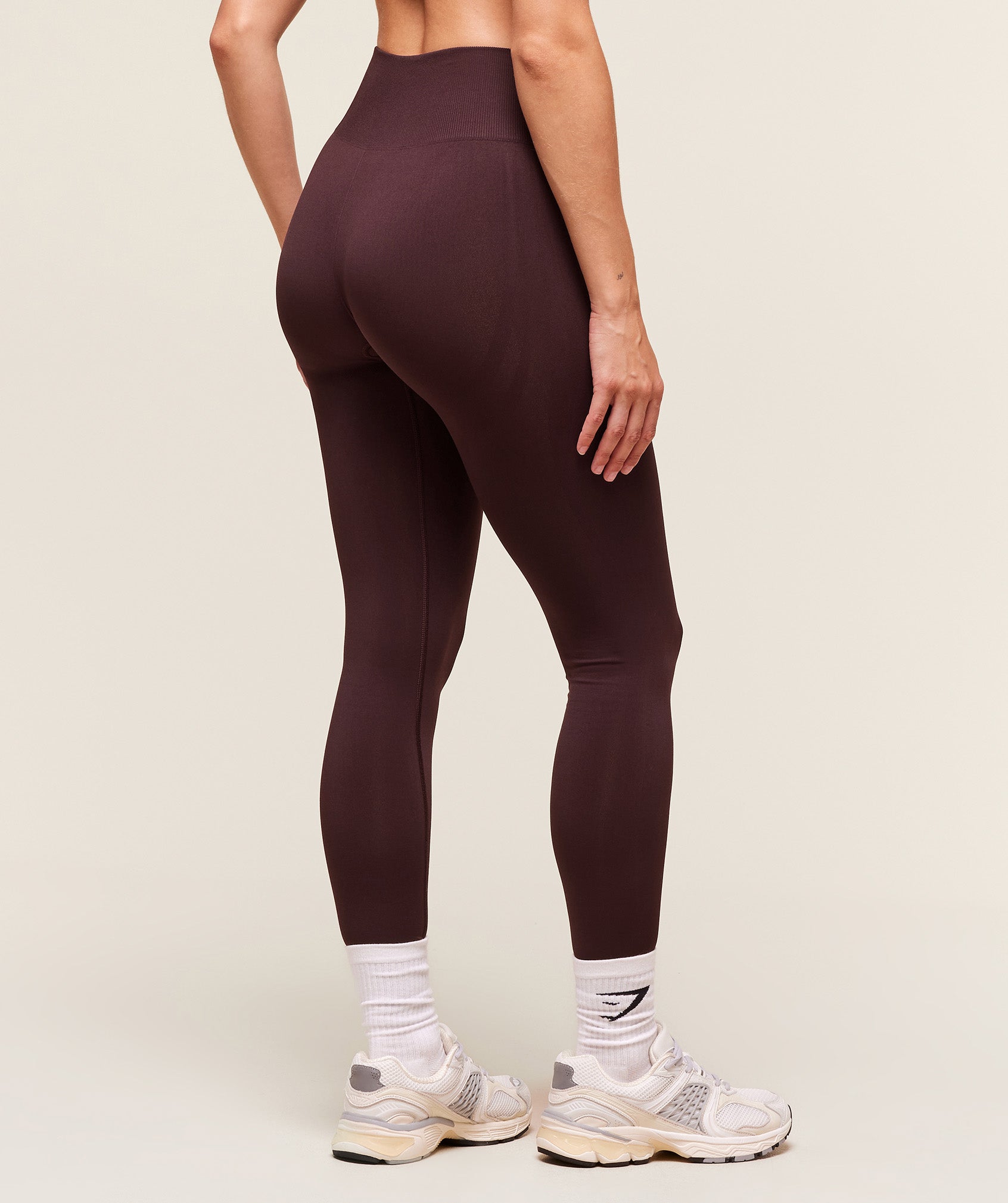 Alternative view of Everyday Seamless Leggings Regular