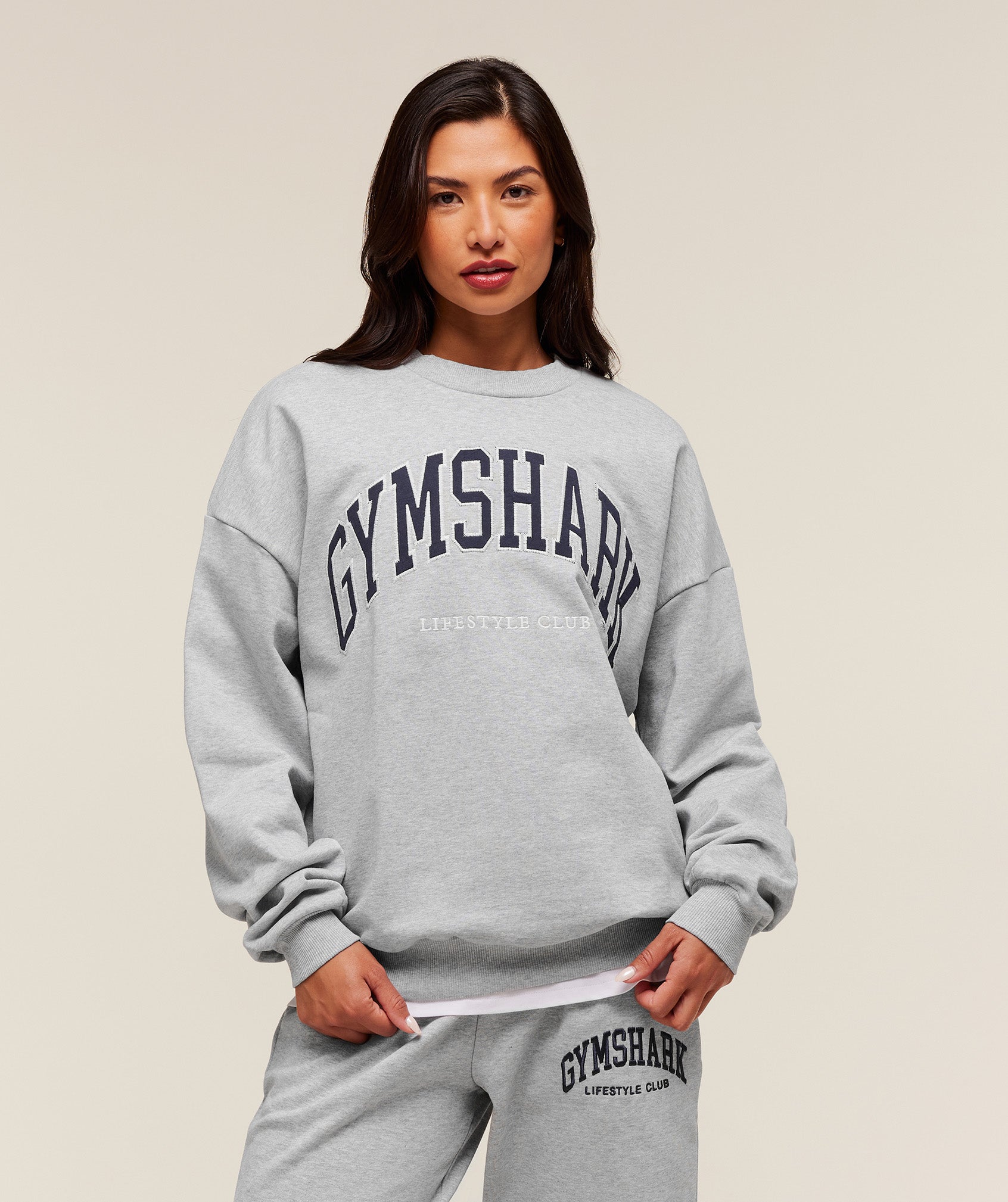 Collegiate Graphic Crew Neck Pullover Oversized Fit