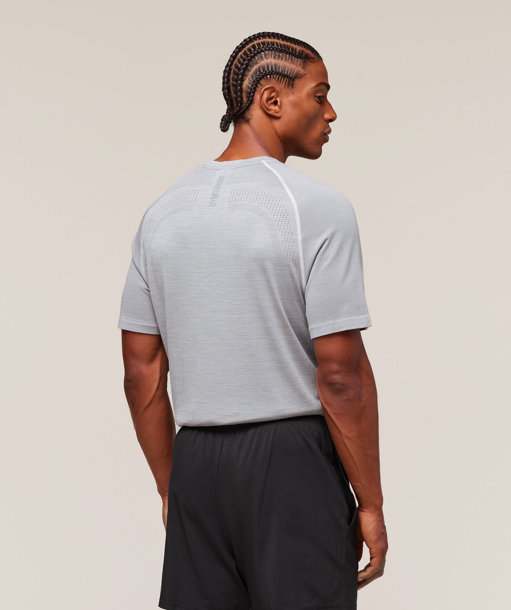 Alternative view of Versatile Seamless T-Shirt